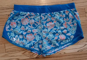 Shorts Under Armour Girls Youth XL Fly By Blue Floral Very Lightweight Summer - Picture 1 of 5