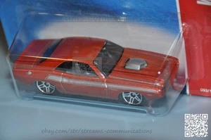 Hot Wheels Web Trading Cars: '70 Dodge Challenger Hemi - Car 17/24 - Picture 1 of 6