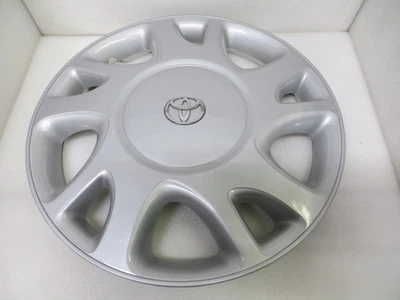 TOYOTA SOLARA 1999-2001 15" 10 SPOKE SILVER WHEEL COVER / HUBCAP - 1 - 61101 OEM Foto 1 de 3