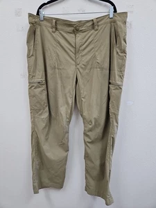 LL Bean Hiking Pants Men's Tan  Cargo Nylon Spandex Pockets 40X30  Actual 40X29  - Picture 1 of 11