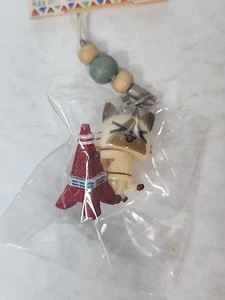 Monster Hunter 1" Tan Airou Palico Felyne Tokyo Tower Figure Keychain Charm - Picture 1 of 3