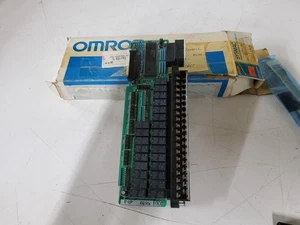 omron sysmac programable controller C120-OC222  type 3G2A6-OC222 new in box - Picture 1 of 3