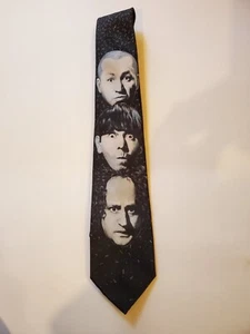Cravatta uomo Ralph Marlin Three 3 Stooges Larry Moe riccia 1992 - Foto 1 di 5