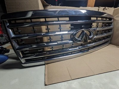 2008-2010 Infiniti QX56 OEM Front Grille Assembly Chrome - Изображение 1 из 4