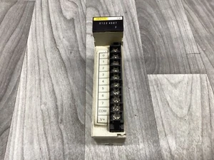 Omron C200H-OD213 Output Unit 24VDC 2.1 Amp / POINT 5.2 Amp #40B25 - Picture 1 of 4