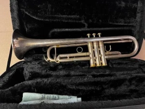 Yamaha YTR-XT1 Silver Trumpet w Case - Picture 1 of 13
