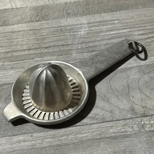 Vintage Foley Handheld Aluminum Juicer 8" Mpls Minn W7 - Picture 1 of 3