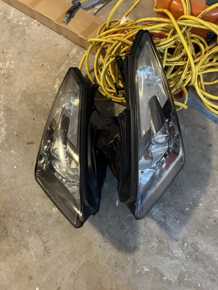 Faros Nissan Gtr Foto 1 de 4