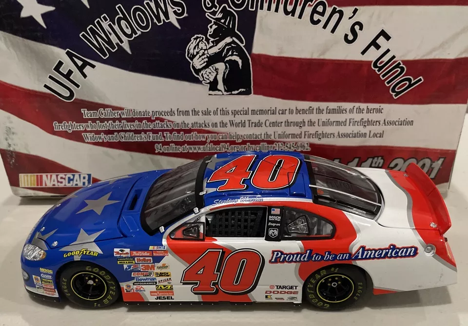 STERLING MARLIN 2001 UFA 9-11 MEMORIAL COORS 1/24 TEAM CALIBER OWNER'S NASCAR - Image 1 of 4