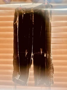 Tahari Dark Brown Crop Velvet Pants. New Without Tags. Beautiful Snd Soft.Size 6 - Picture 1 of 8