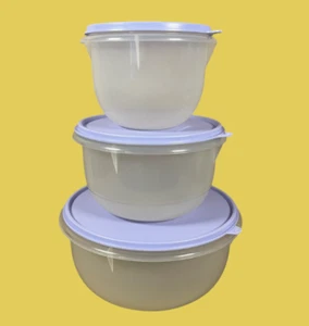 Tupperware Classic Set di ciotole di miscelazione fondo piatto trasparente #270, 271, 272 guarnizioni blu - Foto 1 di 2