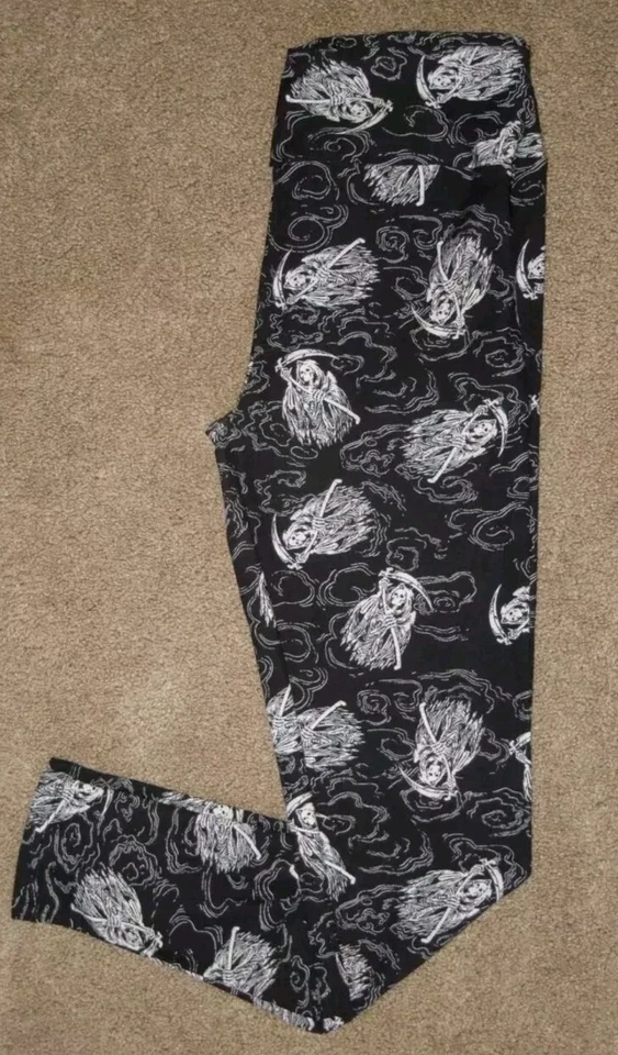 LuLaRoe TC Leggings ~ BLACK & WHITE Grim Reaper Skeleton print ~ HALLOWEEN - Image 1 of 4