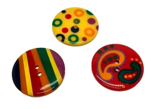 SET OF 3 Multi-color Buttons Sewing Buttons New - Picture 1 of 3