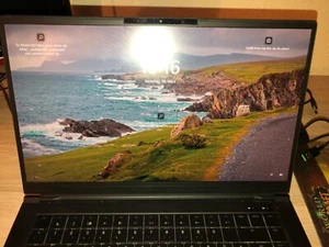 XMG Fusion 15, i7-9750H, 16GB, Geforce RTX 2070 Max-Q, 512GB - Bild 1 von 5