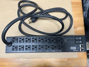 CyberPower PDU30SWT16FNET PDU commuté 30A 100-120V - Photo 1/4