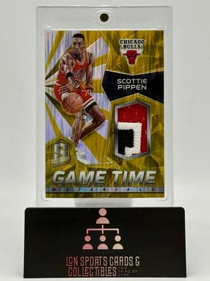 2015-16 Panini Spectra Basketball Scottie Pippen Game Time Materials Gold 07/10 - Image 1 of 3