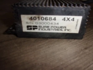 03 06 Computadora Polaris Magnum 330 4x4 CDI ECU ECM Caja 4010684 contenedor locted 74 - Imagen 1 de 5