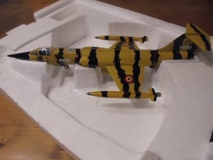 FRANKLIN MINT ARMOUR B11C982 1/48 F-104G STARFIGHTER TIGER MEET BELGIAN AF RARE - Bild 1 von 11