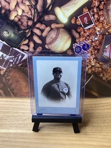 KEN GRIFFEY JR. 2005 Donruss Studio Portraits Estrellas BLUE #SP-30 /40 - Picture 1 of 2