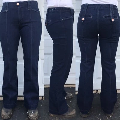 Pantalones de mezclilla Earnest cosidos azul oscuro bolsillo trasero botón acampanado corte bota talla 29 Foto 1 de 4