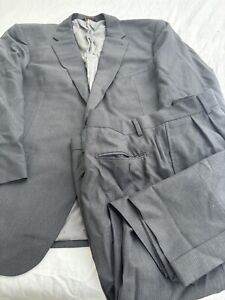 Joseph & Feiss Gray Pinstriped Men 2 Piece Suit Gray 46R Pants 44 waist