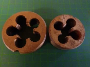 2 x Gewindeschneideisen; Fette / Unisto; 5/8" + R 5/8" - Bild 1 von 1