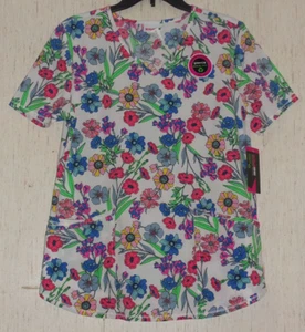 NWT WOMENS SCRUBSTAR PRETTY SPRING / SUMMER FLORAL PRINT SCRUBS TOP SIZE M - Picture 1 of 3