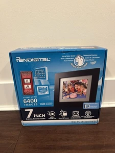 PanDigital 7" Digital Clock Calendar Photo Frame - Up to 6400 Images - Picture 1 of 5