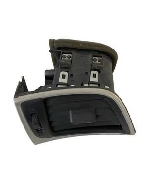 Nissan Sentra 2018 2019 OEM conductor tablero izquierdo ventilación de aire moldura plateada OEM LH Foto 1 de 4