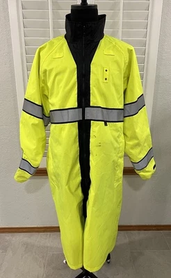 men's Large Blauer 733 Black Yellow B. Dry Reversable Rain Jacket 48" Long - Image 1 of 4