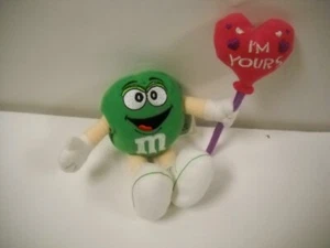 Green M&M Valentine Poseable Plush Character W/ Pink I'm Yours Heart Balloon HTF - Picture 1 of 4