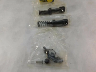 Kit de reconstrucción de cilindro maestro de freno Toyota Corolla 1600 2T 1976-1979 Foto 1 de 4