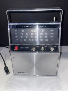 Vtg Montgomery Ward Airline GEN-1451A - 4 Band  AM/FM Police Weather - Works - Picture 1 of 8