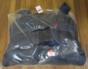 Supreme Jordan Puffer Jacket Size Large Navy FW24 Supreme New York 2024 New - Picture 1 of 19