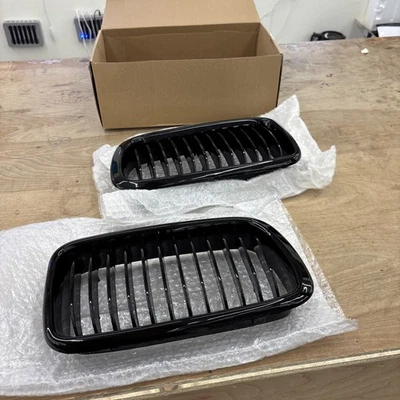 Parrilla delantera negra brillante x para BMW E38 serie 7 1999-2001 740i 740iL 750iL Foto 1 de 4