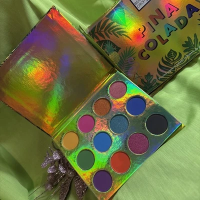 The Beauty Crop Pina Colada Pressed Pigment Palette RRP - £24 - Image 1 of 3