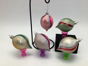 Vintage Weihnachtsschmuck Träne Pastell Glimmer Glitzer Wirbel Streifen Mehrfarbig - Bild 1 von 11