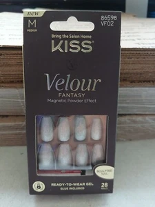 Kiss Velour Fantasy Magnetic Powder Effect Faux Acrylic Nails Celebrity Silver - Bild 1 von 2