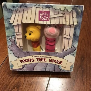Winnie The Pooh. Pooh's Tree House Finger Puppet Book. 2001 . Vintage - Picture 1 of 12
