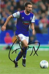IPSWICH: GWION EDWARDS SIGNED 6x4 ACTION PHOTO+COA - Picture 1 of 1