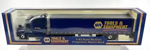 Vintage NAPA 1:43 Die-cast Freightliner Replica Bank 18.5" L Crown Premiums NIB - Picture 1 of 10