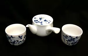 Vintage blaue Blumen Floral japanische Seitengriff Teekanne mit 2 passenden Tassen - Bild 1 von 8