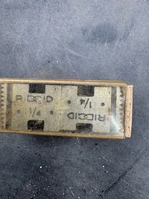 RIDGID 12-R  Pipe Dies 1/4” - Image 1 of 4