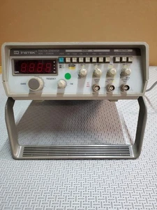 GW Instek Function Generator (GFG-8020H) - Picture 1 of 8