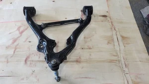 2019-2023 SIERRA RH FRONT LOWER CONTROL ARM WITH BALL JOINT 25K MILES 19-23 - Picture 1 of 14