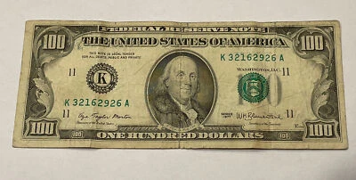 US 1977 SERIES ONE HUNDRED DOLLAR FEDERAL RESERVE NOTE OF DALLAS TEXAS - Image 1 of 2