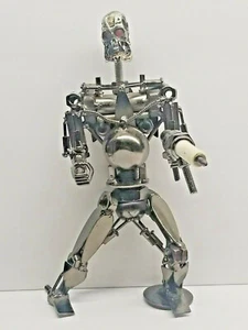 Terminator Junkyard Art New Handmade Junk Yard scrap yard all metal - Foto 1 di 11