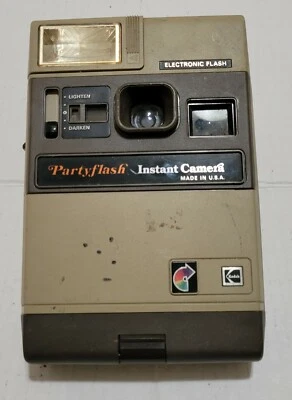 Kodak Party Flash Instant Camera - For Parts - Image 1 of 4