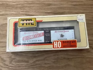 HO scale Trains Miniature 40' Budweiser Wood Reefer car #8081 Beer Reefer Car - Picture 1 of 3