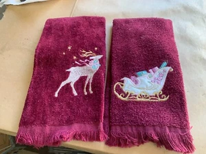 Lot 2 Christmas Theme Hand Towel Bathroom Sleigh And Reindeer Plum Color - Picture 1 of 4